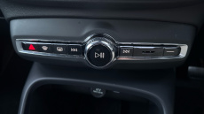 Volvo XC40 2.0 B3P Core 5dr Auto Petrol Estate